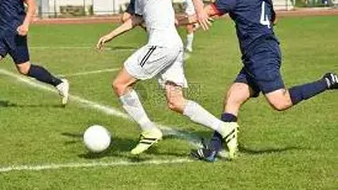 曼联官方公布主帅滕哈格下课消息——央视新闻客户端报道